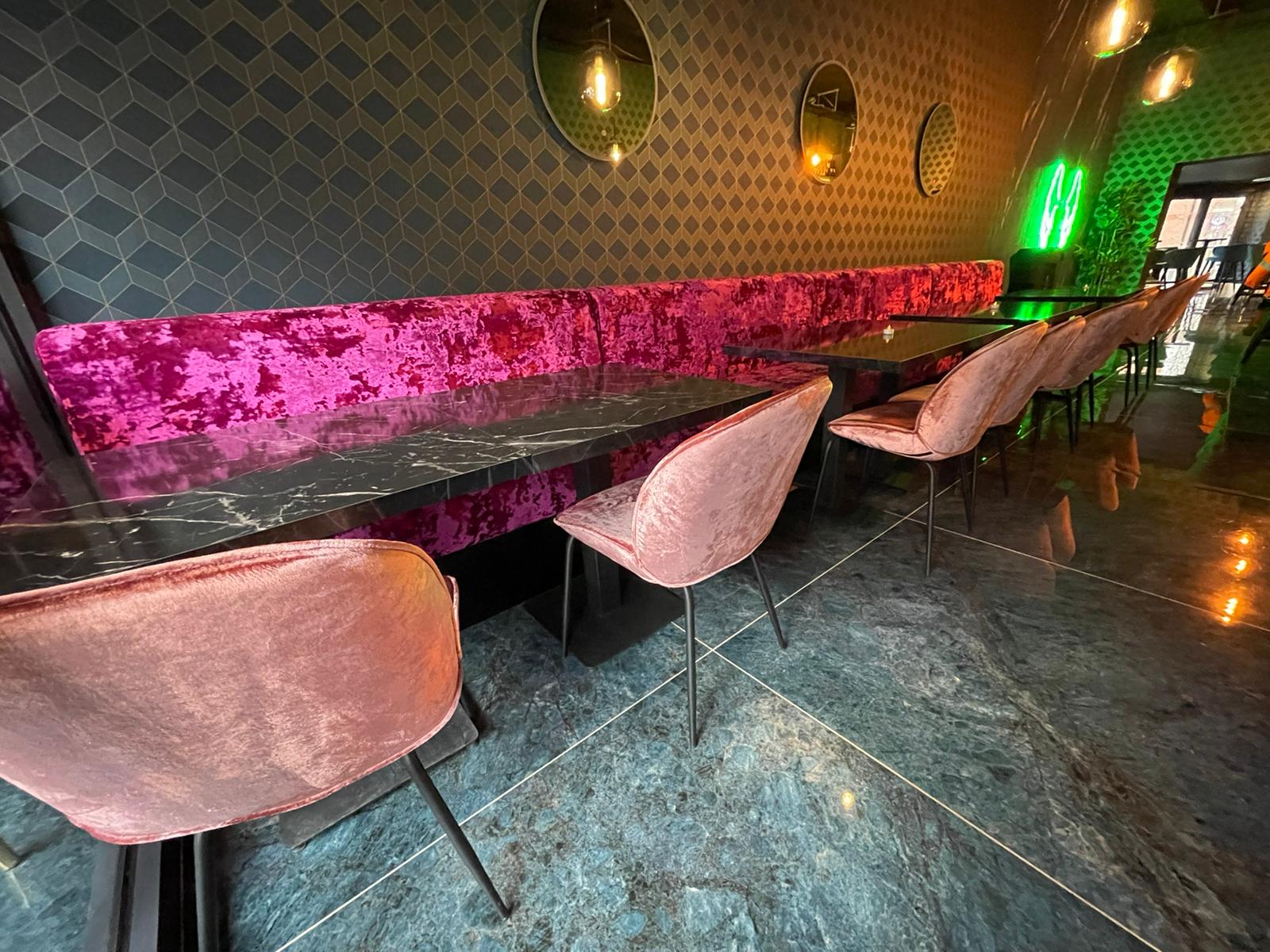 Thames Collection 17